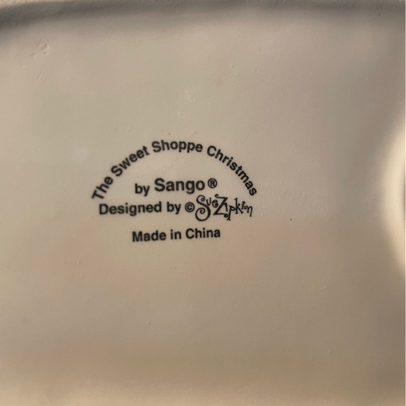 The Sweet Shop Christmas Sleigh By Sanyo Design By Sue Zipkin 8" x 4 3/4" x 5" - Picture 6 of 6